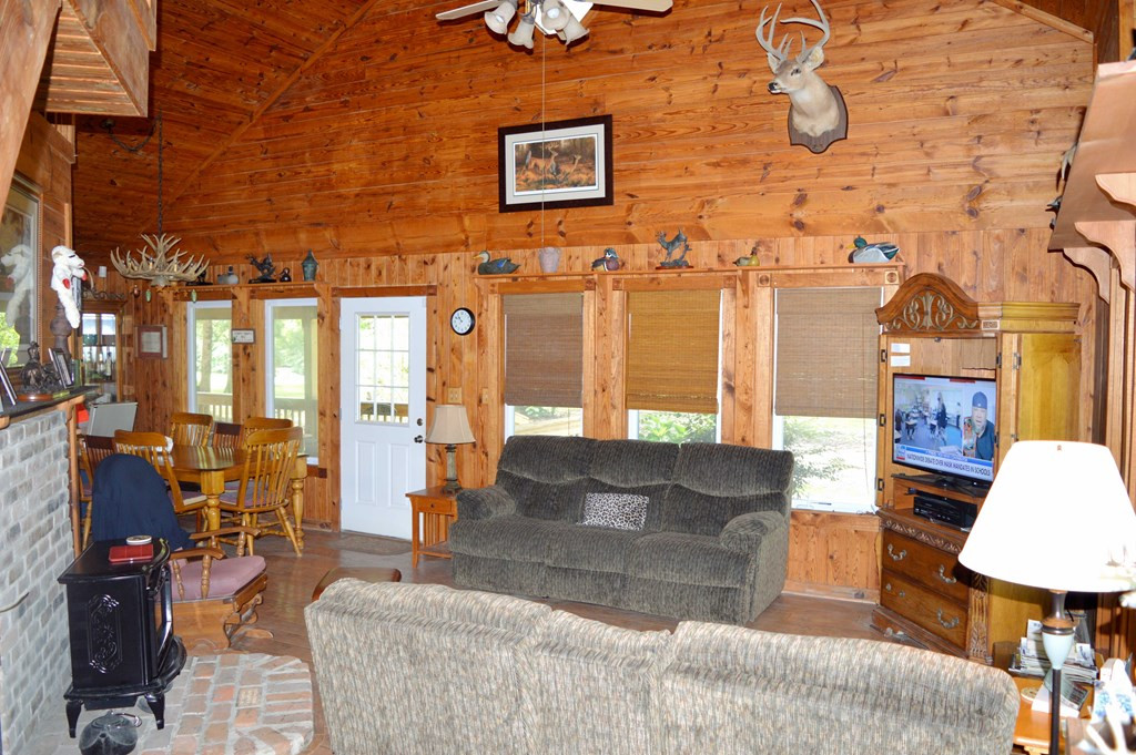 160 Lloyd Ladner Road Lumberton, MS 39455 - Photo 7 of 50 Photo 7