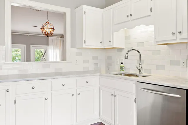 $425,000 | 1518 Heritage Landing Drive, Chattanooga, TN 37405