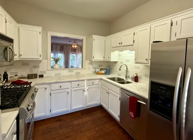 $425,000 | 1518 Heritage Landing Drive, Chattanooga, TN 37405