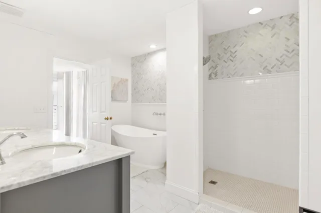 $425,000 | 1518 Heritage Landing Drive, Chattanooga, TN 37405