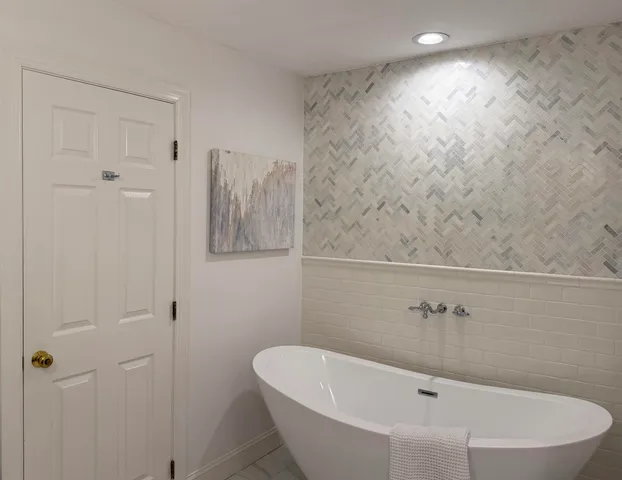 $425,000 | 1518 Heritage Landing Drive, Chattanooga, TN 37405