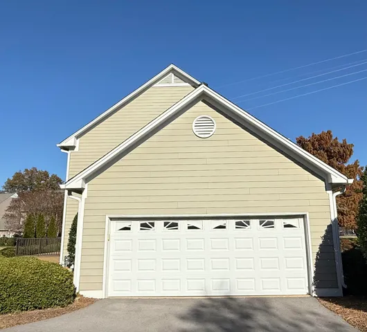 $425,000 | 1518 Heritage Landing Drive, Chattanooga, TN 37405