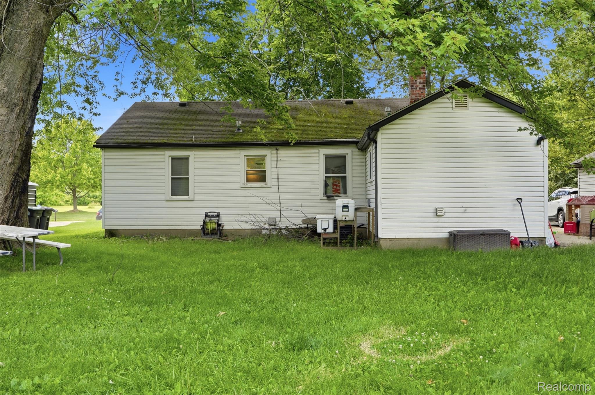 14125 Racho Boulevard Taylor, MI 48180 - Photo 17 of 25 094.jpg