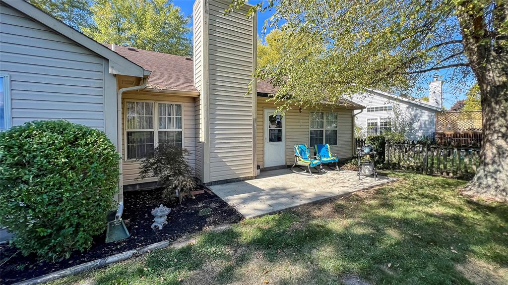 207 Independence Road Greenfield, IN 46140 - Photo 2 of 38