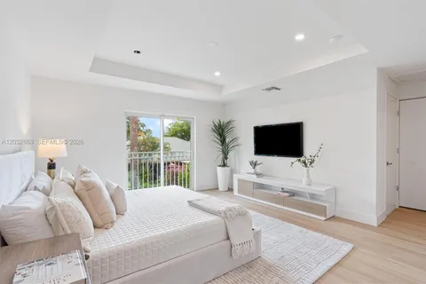 $670,000 | 1537 Northwest 94th Way, Unit 5, Coral Springs, FL 33071