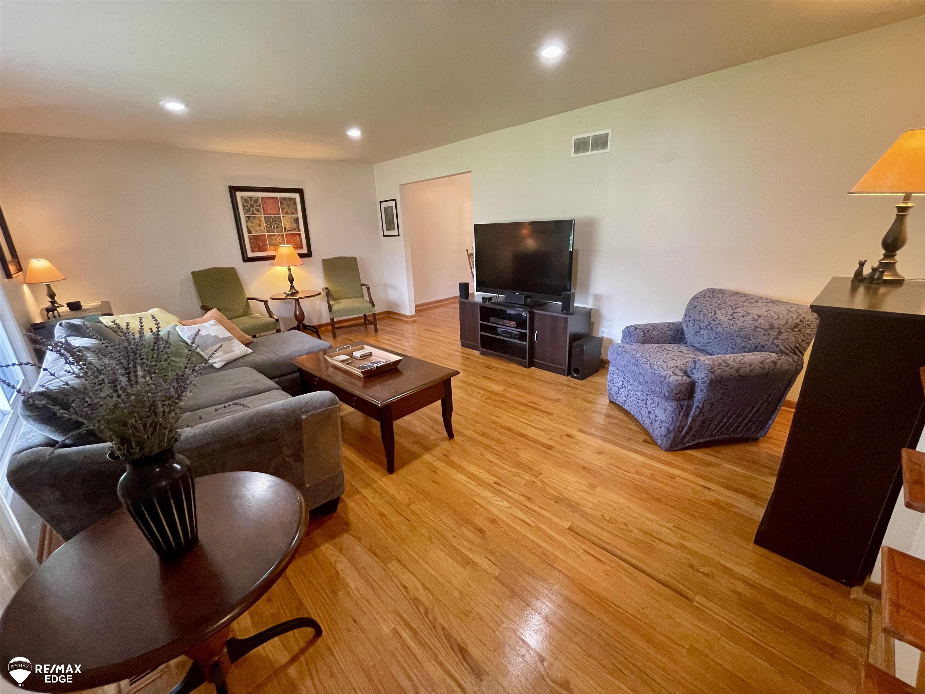 5519 Copley Square Road Grand Blanc, MI 48439 - Photo 7 of 29 50107415-6.JPG