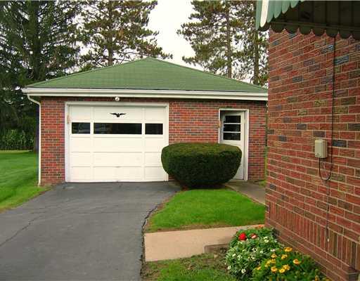 651 Greenville Road Mercer, PA 16137 - Photo 3 of 4 Parking Lot/Garage.