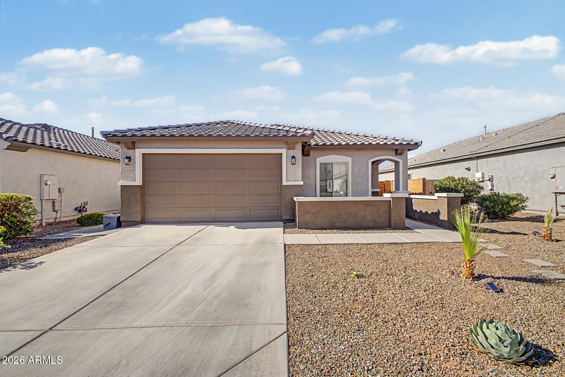 25954 West Swilling Road Buckeye, AZ 85396 - Photo 32 of 35 Front Yard
