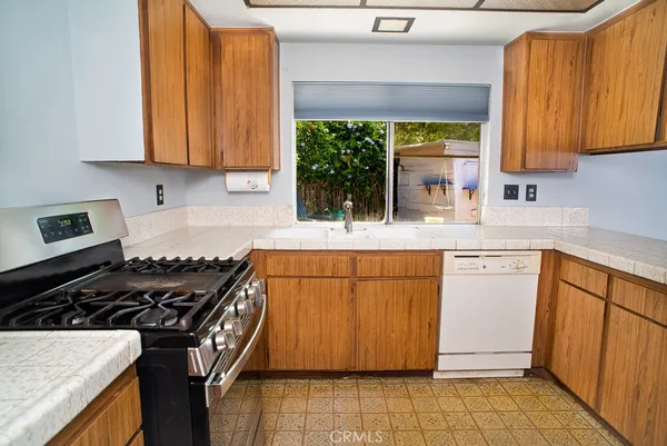 $849,000 | 13576 Polk Street, Sylmar, CA 91342