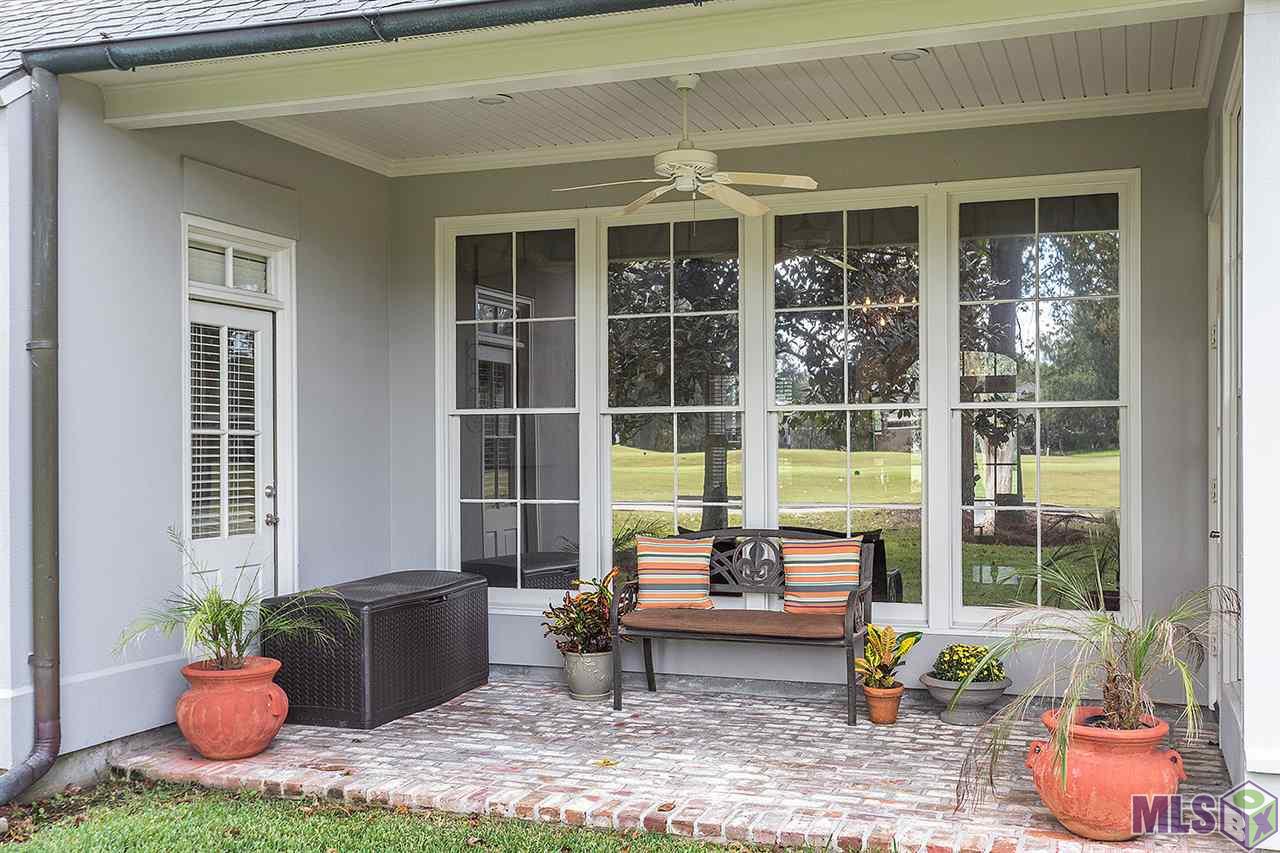 17739 Masters Pointe Court Baton Rouge, LA 70810 - Photo 3 of 18 Gallery Image 3