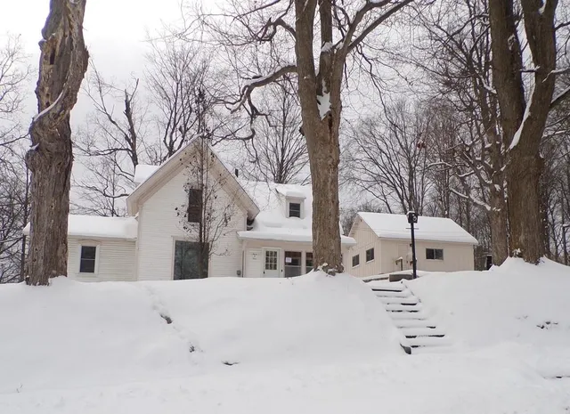 $184,900 | 305 West Pine Street, Big Rapids, MI 49307