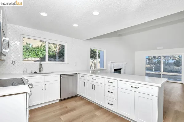 $719,000 | 1060 Woodglen Drive, Oakley, CA 94561