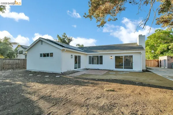 $719,000 | 1060 Woodglen Drive, Oakley, CA 94561