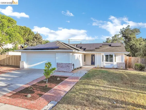 $719,000 | 1060 Woodglen Drive, Oakley, CA 94561