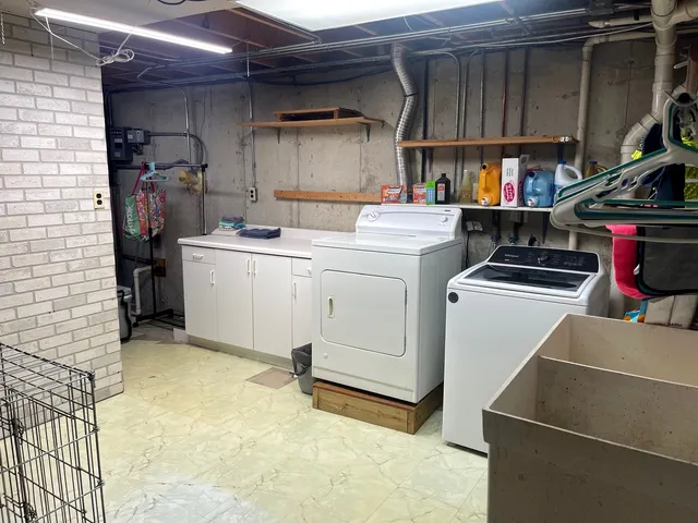 $339,900 | 2908 Wake Island Drive, Joliet, IL 60435