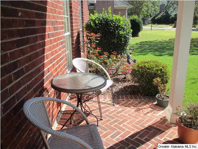 136 Braxton Way Pelham, AL 35124 - Photo 3 of 31