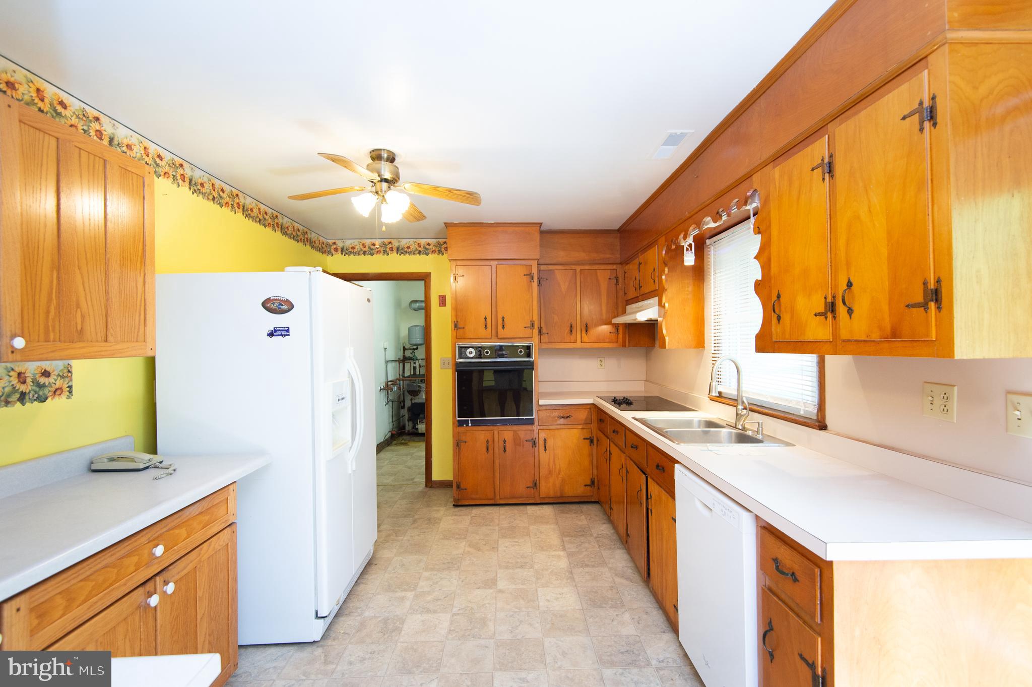 1013 Hudson Road Cambridge, MD 21613 - Photo 21 of 45 Kitchen with Access to Utility Room