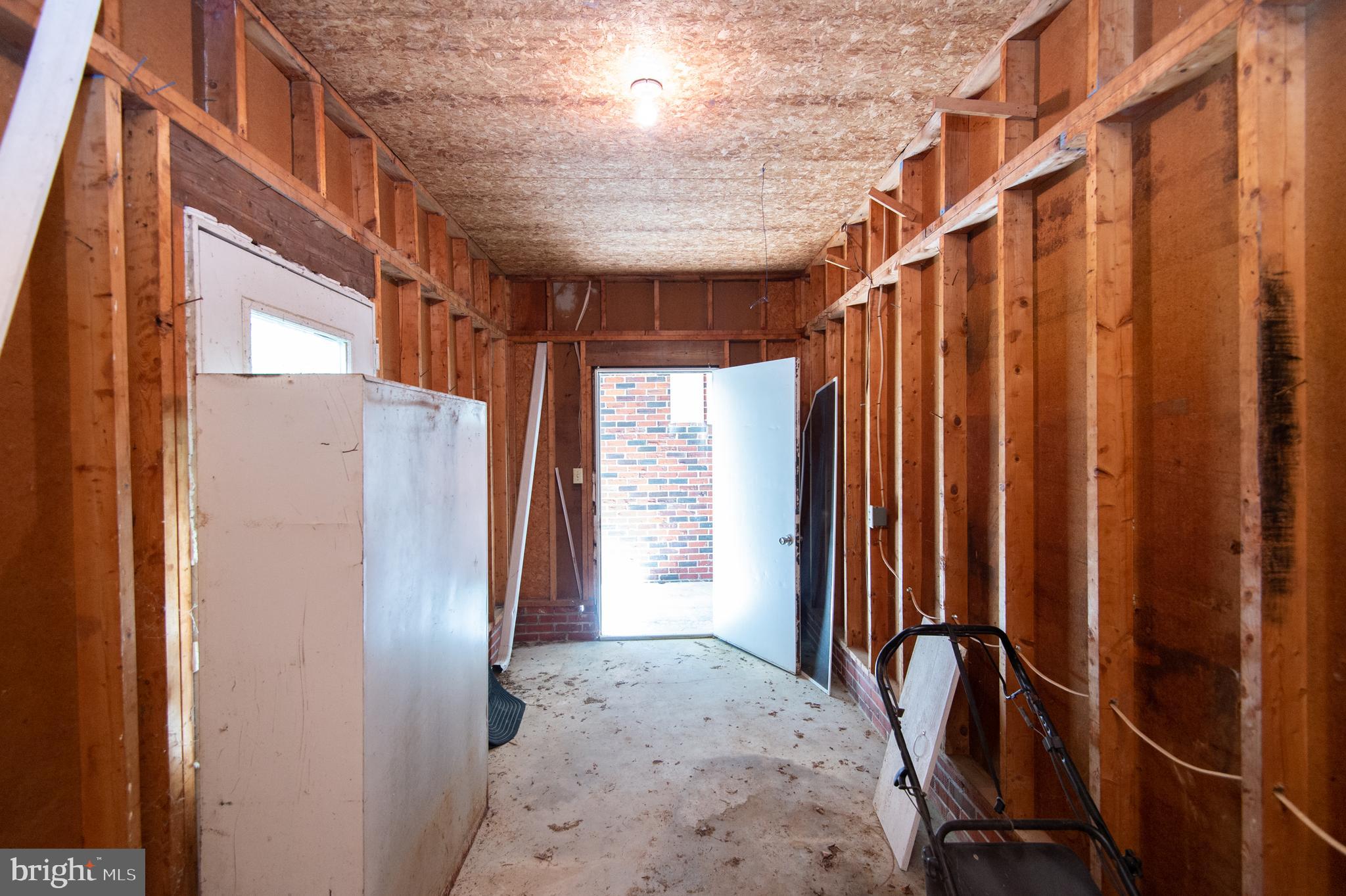 1013 Hudson Road Cambridge, MD 21613 - Photo 45 of 45 Storage Room w/2 Access Doors
