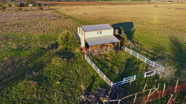 a bird view of an ocean