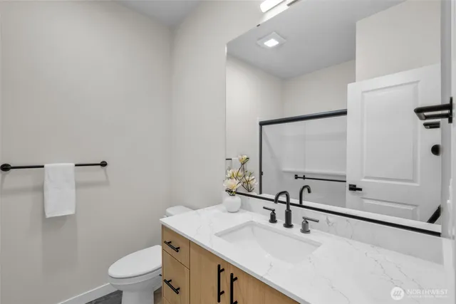 $3,295 | 15613 Admiralty Way, Unit B1, Lynnwood, WA 98087