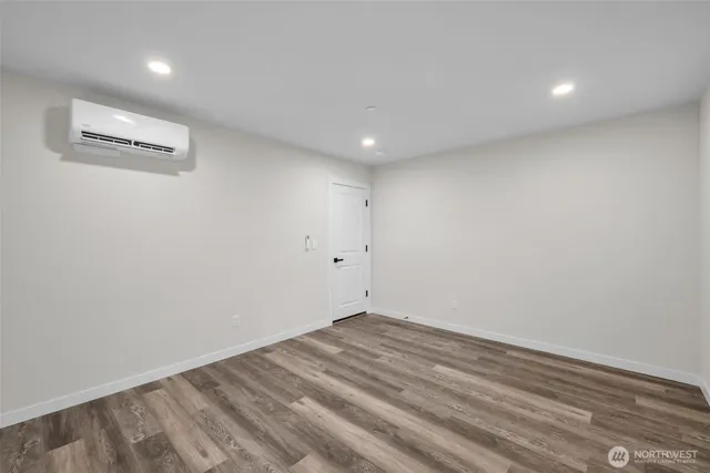 $3,295 | 15613 Admiralty Way, Unit B1, Lynnwood, WA 98087