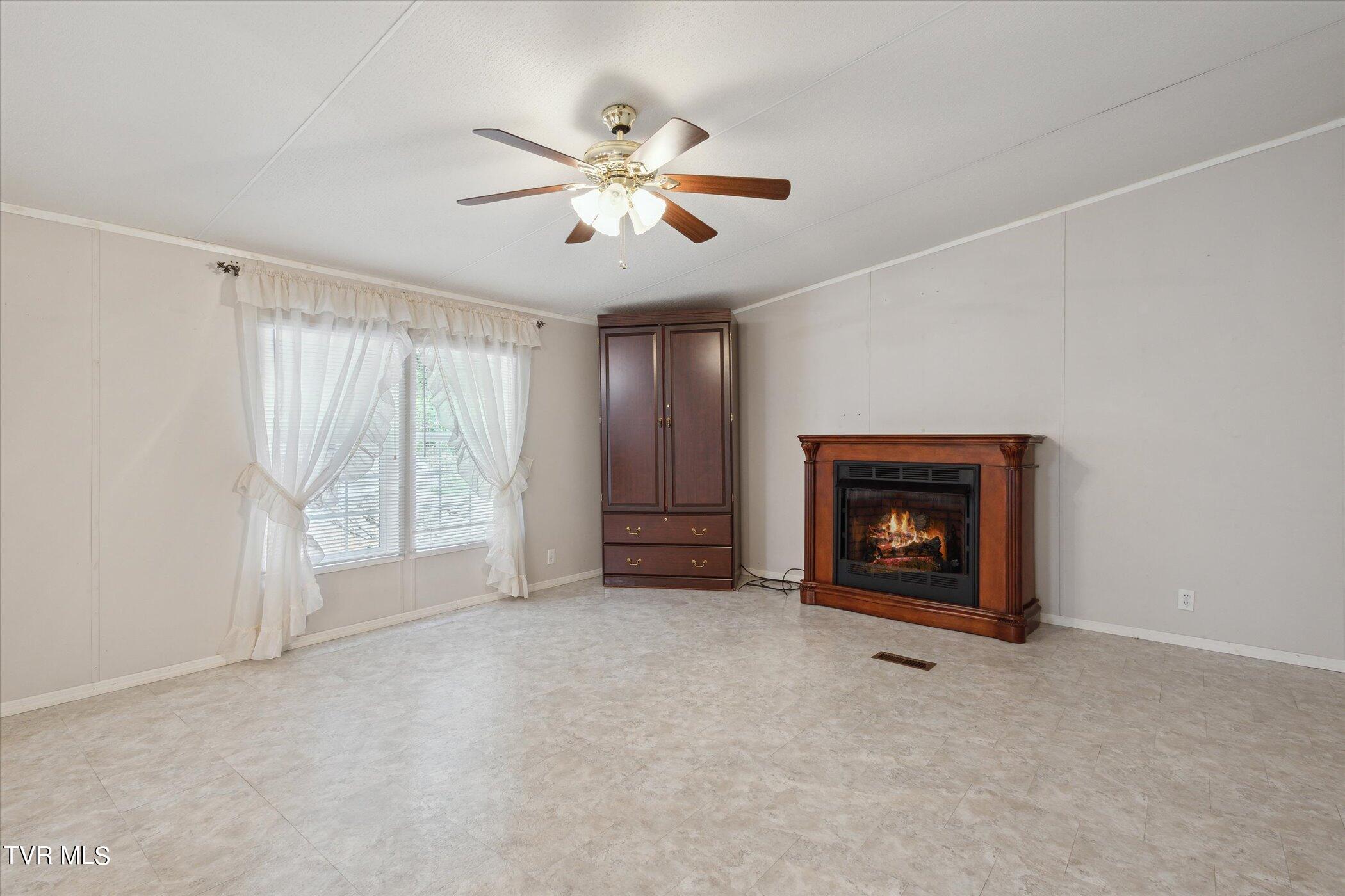 511-515 Evergreen Road Kingsport, TN 37663 - Photo 11 of 47 30