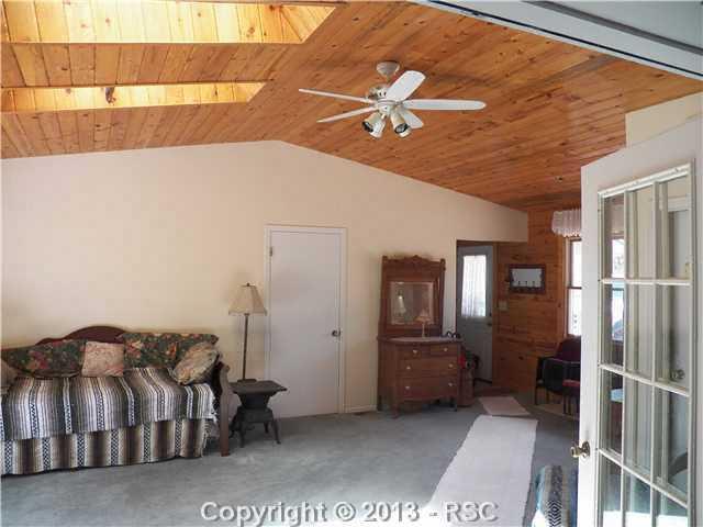 76 Buckridge Road Florissant, CO 80816 - Photo 9 of 25