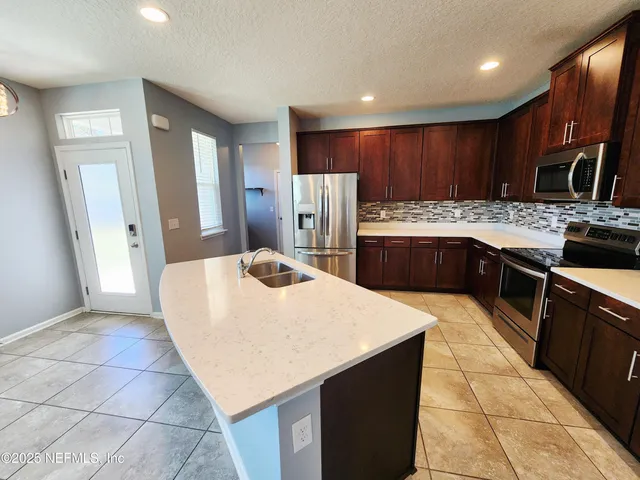 $2,350 | 99 Bush Place, St. Johns, FL 32259