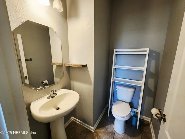 $2,350 | 99 Bush Place, St. Johns, FL 32259