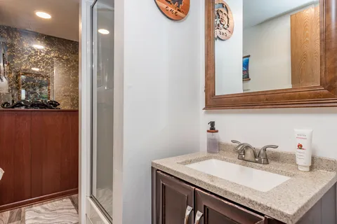 $290,000 | 3332 North Lewis Avenue, Waukegan, IL 60087