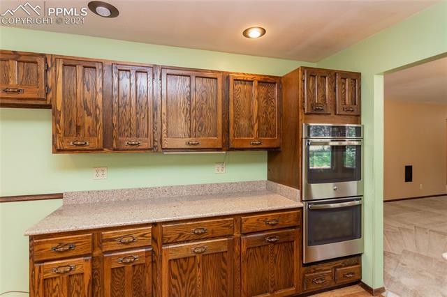 19065 Deerfield Road Monument, CO 80132 - Photo 18 of 49