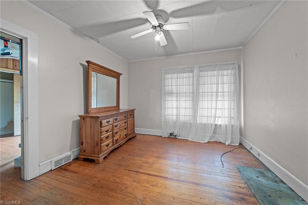 313 East King Street King, NC 27021 - Photo 17 of 30