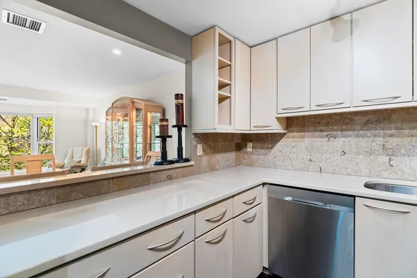 $699,900 | 1 Watermill Place, Unit 316, Arlington, MA 02476