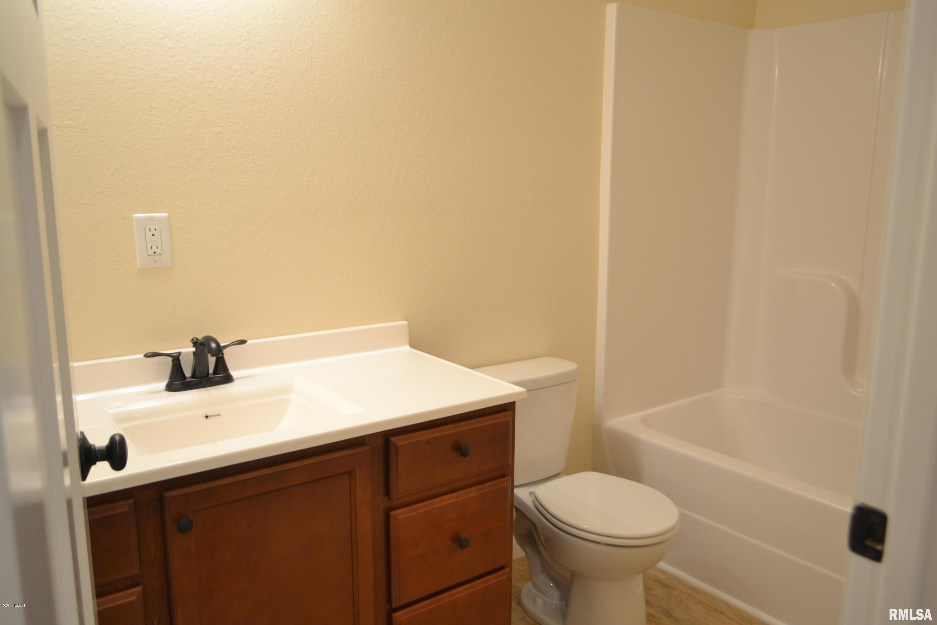 124 East 4th Street Flora, IL 62839 - Photo 14 of 14 Gallery Image 14