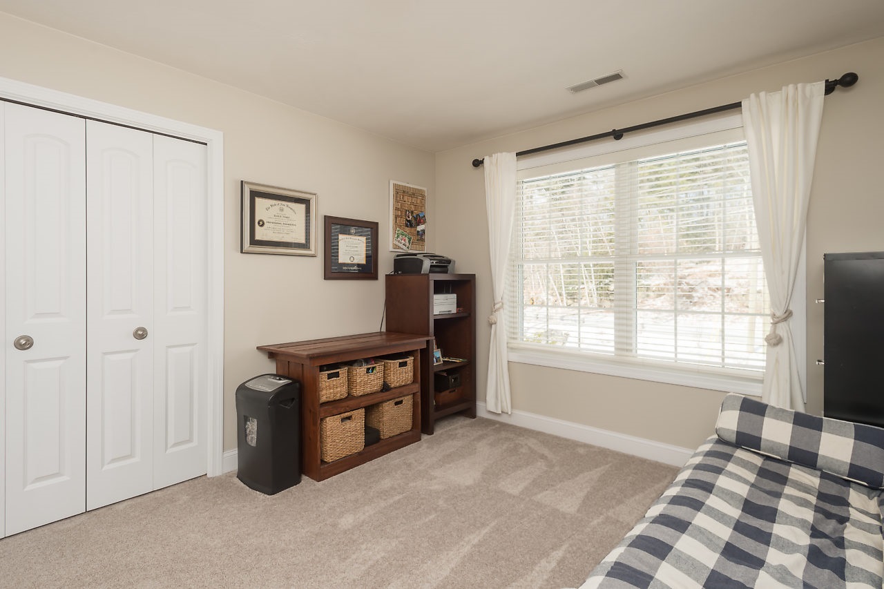81 Goodhue Road Derry, NH 03038 - Photo 22 of 40 Gallery Image 22
