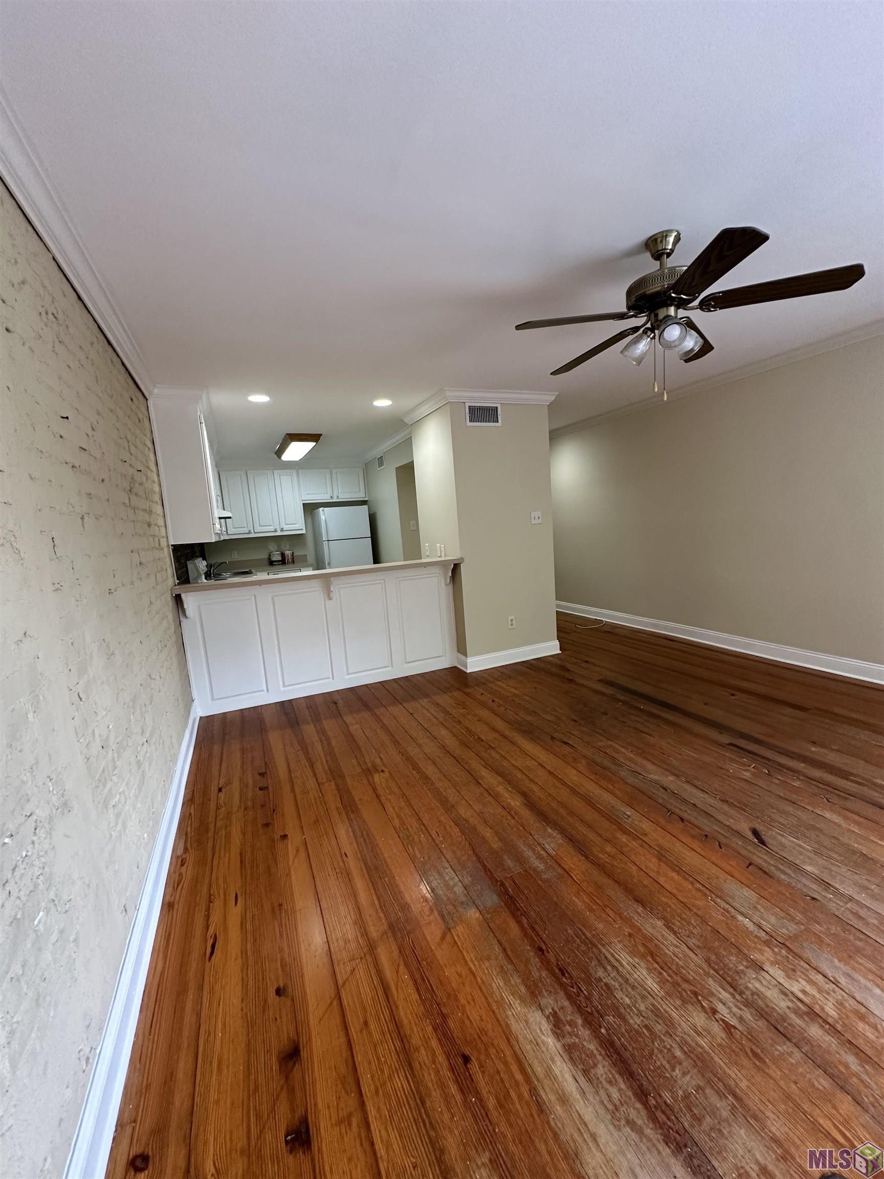 136 3rd Street, Unit B Baton Rouge, LA 70801 - Photo 3 of 11