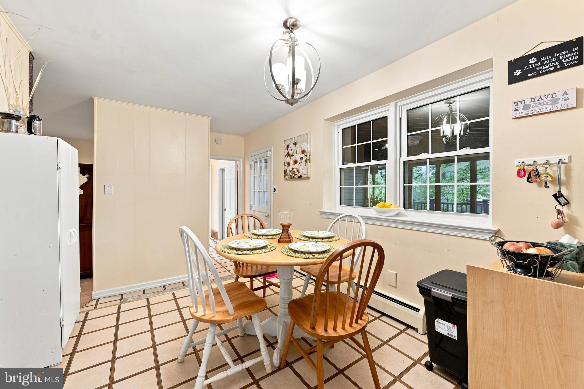 401 Walnut Hill Road West Chester, PA 19382 - Photo 13 of 39 Eat-in kitchen