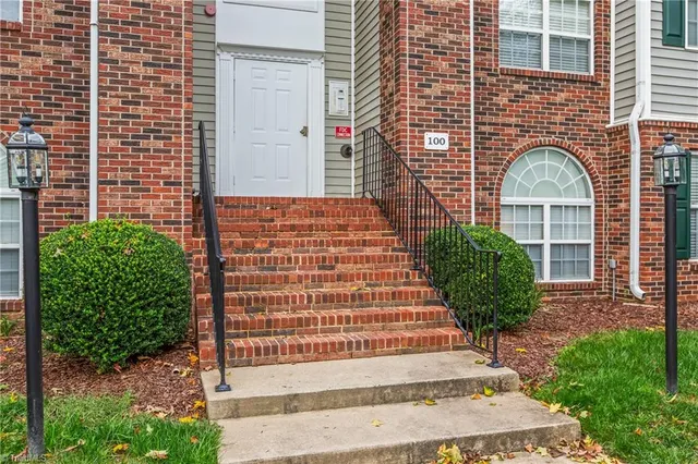 $175,000 | 132 Scholastic Court, Winston-Salem, NC 27106