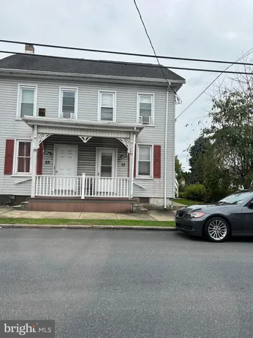 $1,050 | 28 West Main Street, Unit 1, Newmanstown, PA 17073