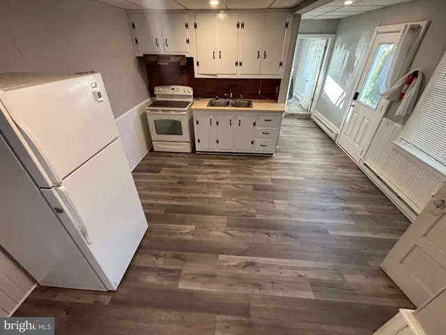 $1,050 | 28 West Main Street, Unit 1, Newmanstown, PA 17073