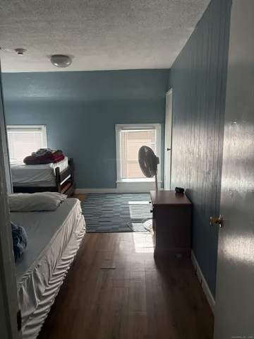 $359,900 | 17 North Street, Manchester, CT 06042