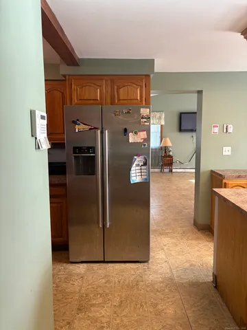 $359,900 | 17 North Street, Manchester, CT 06042