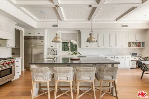 $7,250,000 | 981 Amherst Avenue, Los Angeles, CA 90049
