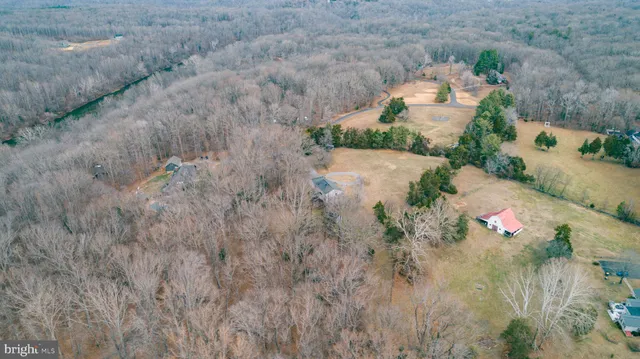 $775,000 | 9 Old Ridge Road, Fredericksburg, VA 22407