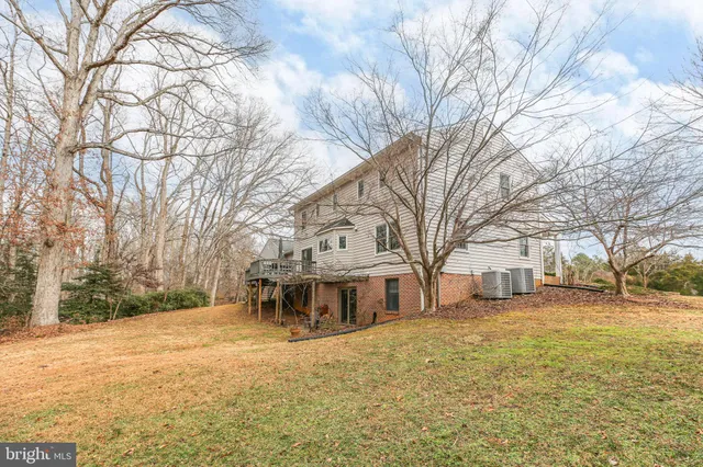 $775,000 | 9 Old Ridge Road, Fredericksburg, VA 22407