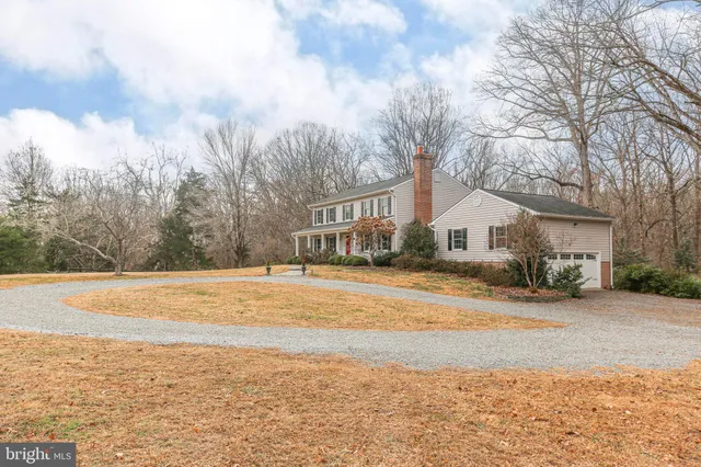 $775,000 | 9 Old Ridge Road, Fredericksburg, VA 22407