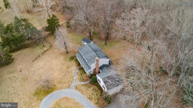$775,000 | 9 Old Ridge Road, Fredericksburg, VA 22407