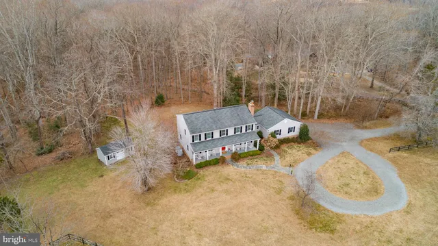 $775,000 | 9 Old Ridge Road, Fredericksburg, VA 22407