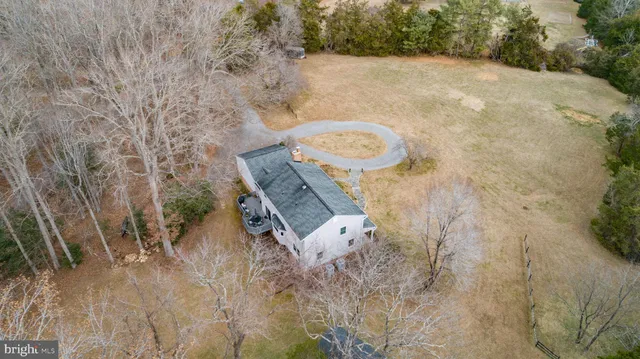 $775,000 | 9 Old Ridge Road, Fredericksburg, VA 22407