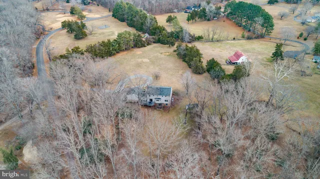 $775,000 | 9 Old Ridge Road, Fredericksburg, VA 22407